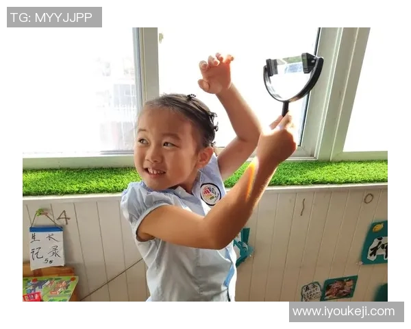 足球明星子女的无言瞬间揭示了名利背后的真实生活与挑战 足球明星子女的无言瞬间揭示了名利背后的真实生活与挑战